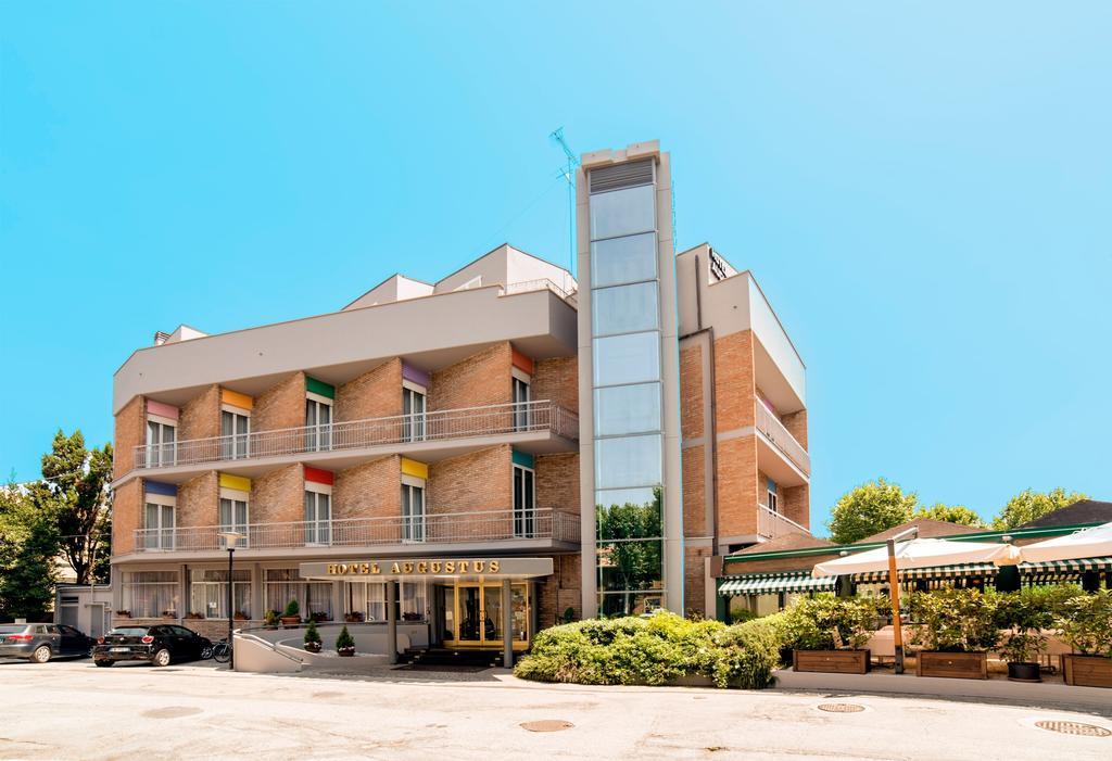 Hotel Augustus Fano Eksteriør billede