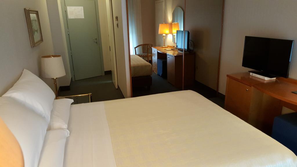 Hotel Augustus Fano Eksteriør billede