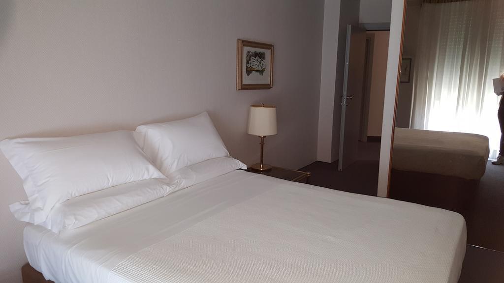 Hotel Augustus Fano Eksteriør billede